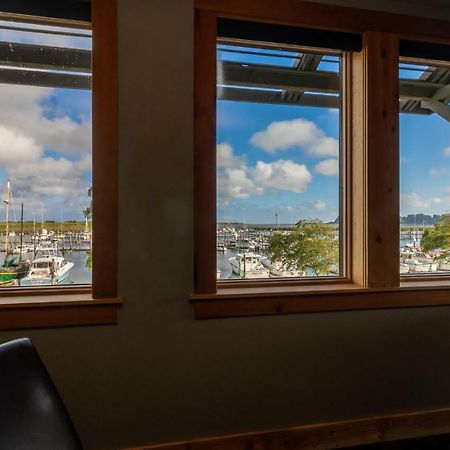 At The Helm Hotel Ilwaco Ngoại thất bức ảnh